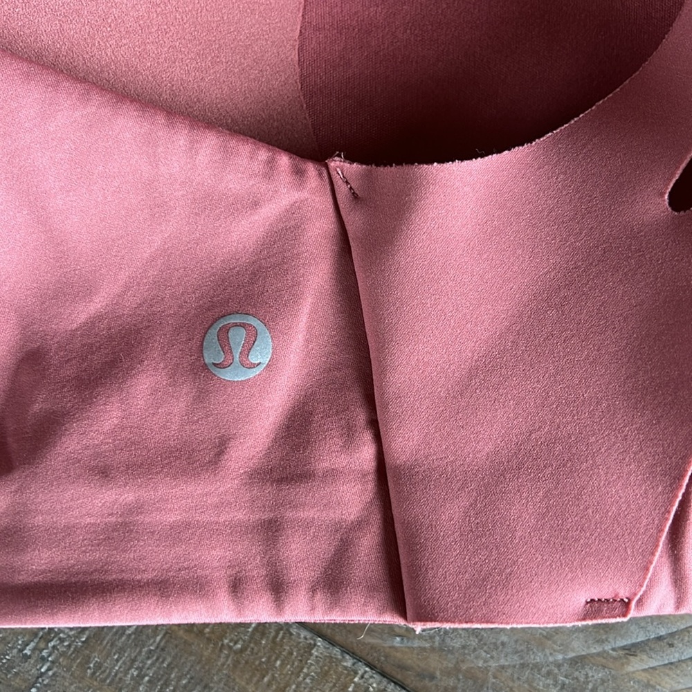Lululemon AirSupport Bra High Support, 36DD - Picture 7 of 13